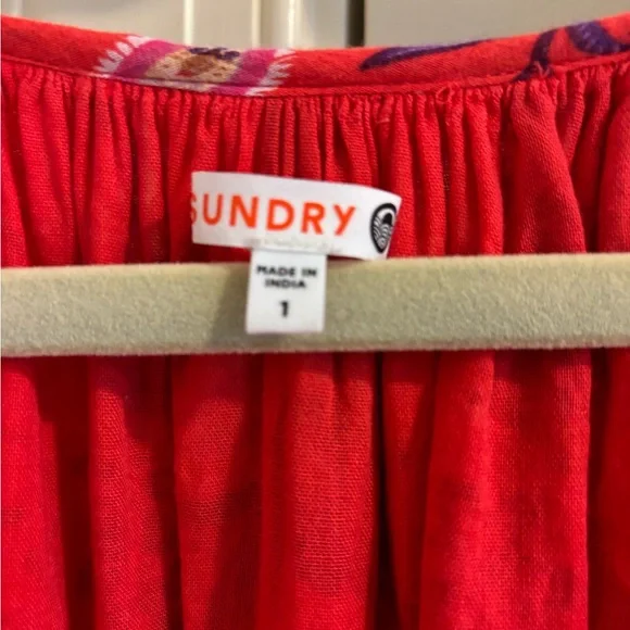 Sundry Red Floral Puff Sleeve Midi Dress - Size 1 - Picture 3 of 4